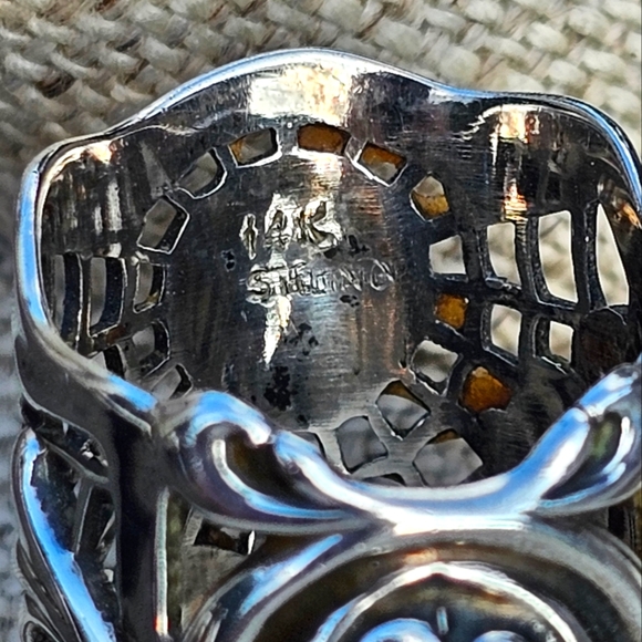 14k gold & 925 sterling spider web ring - Picture 8 of 10